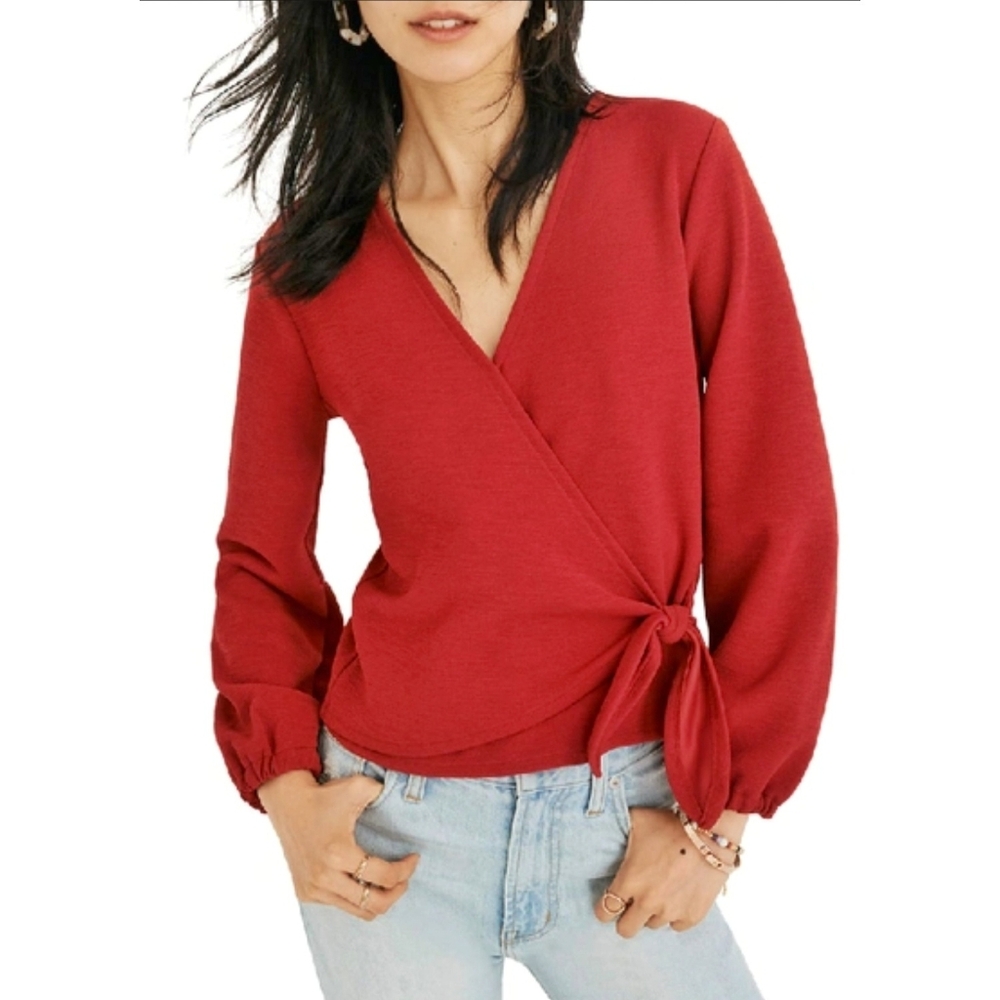 Pre-Loved Texture & Thread by Madewell Red Crepe Wrap Tie Top